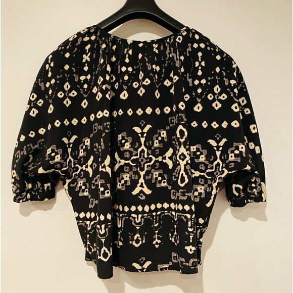 Twelfth Street by Cynthia Vincent Abstract Print Button Top Blouse Size Small - Picture 3 of 5